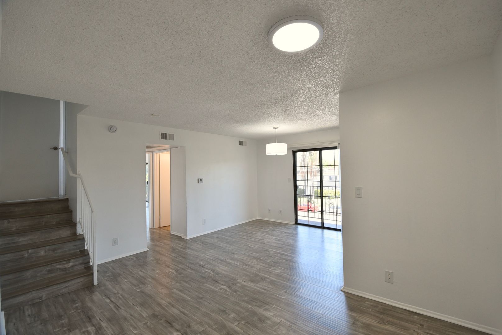 Building Photo - 5921 Whitsett Ave