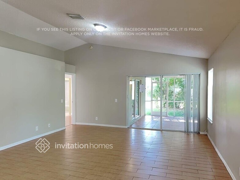 Building Photo - 1532 Salerno Cir