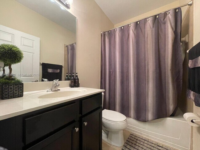 Building Photo - 8878 W 33rd Ave