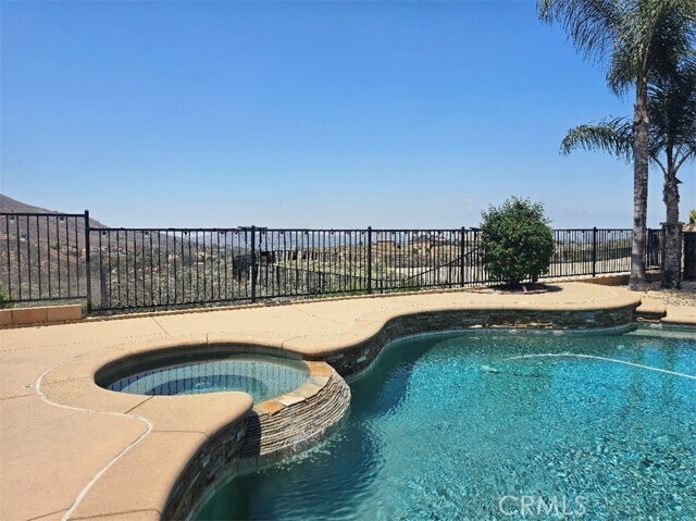 Building Photo - 17127 Carrotwood Dr