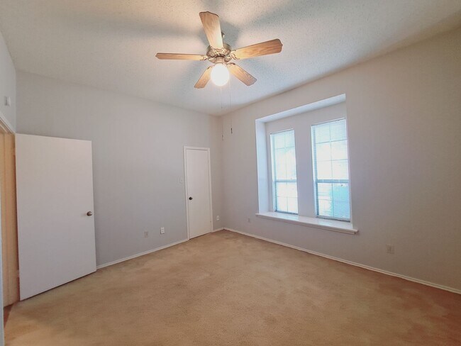 Building Photo - 3917 St Christopher Ln
