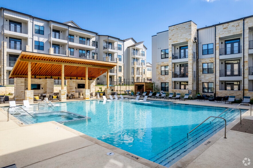 Primary Photo - Maddox Hills