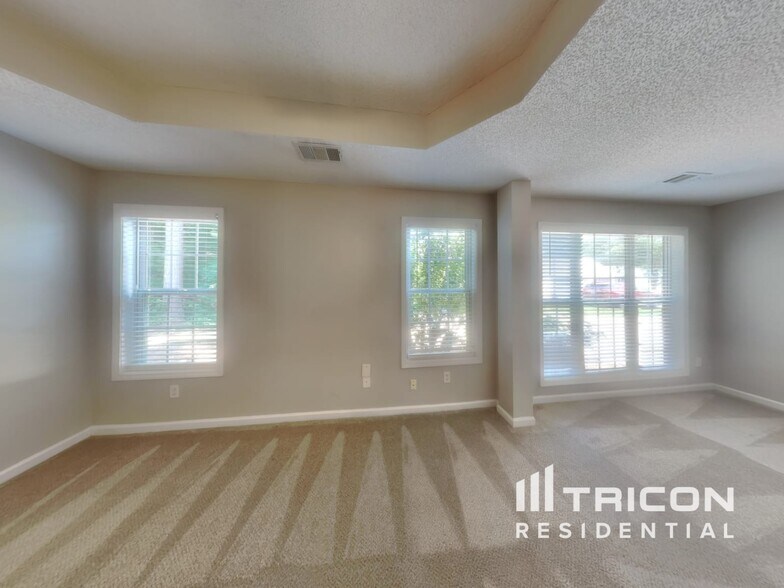 Building Photo - 4108 Lake Summit Ct