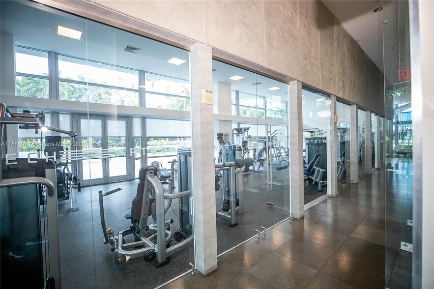 Building Photo - 2950 NE 188th St