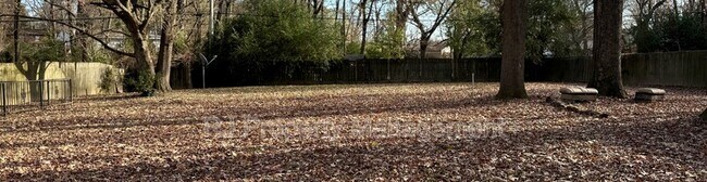 Building Photo - 3008 Sienna Rd