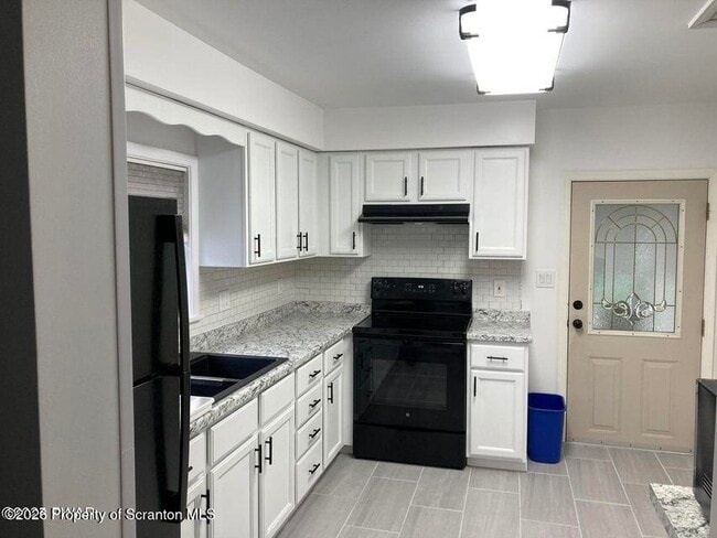 Building Photo - 127 N Lincoln Ave