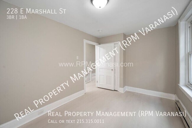 Building Photo - Spacious 3-Story Gem in Norristown with Mo...