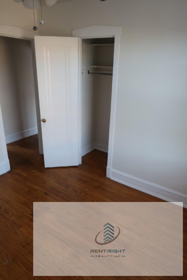 Building Photo - 1 bedroom in CHICAGO IL 60660