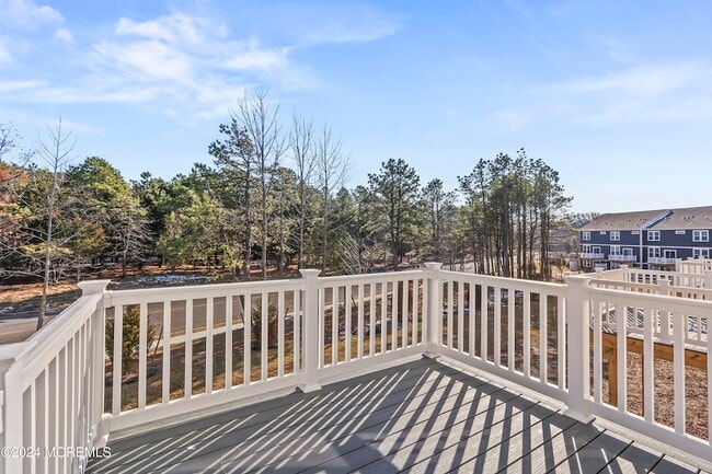 Building Photo - 41 Wembley Wy