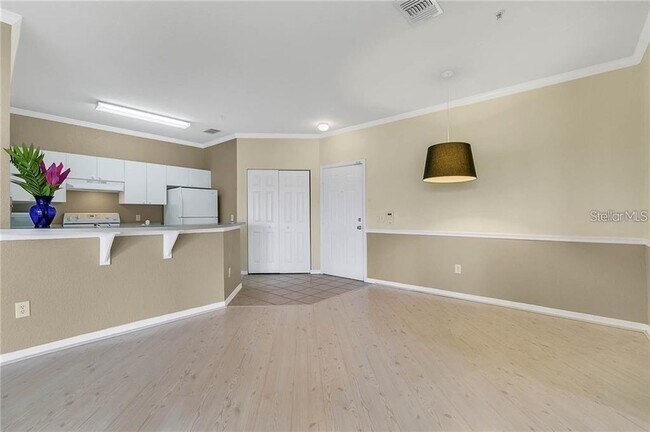 Building Photo - 3615 Conroy Rd