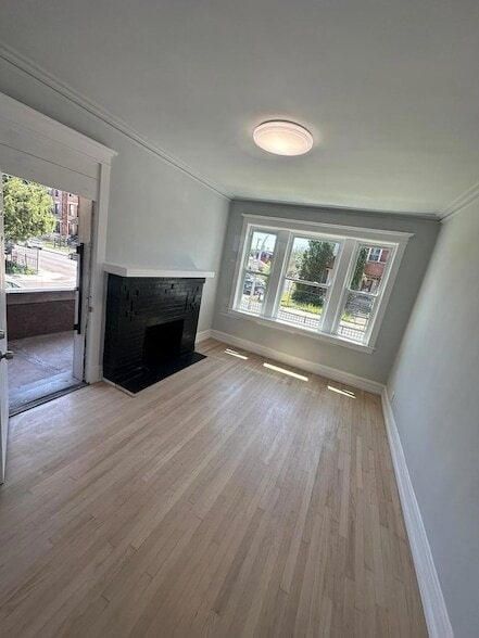 Building Photo - 4200 West 21st Place Unit 1