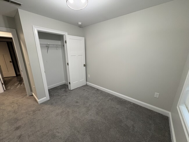 Building Photo - 18 Copeland Dr