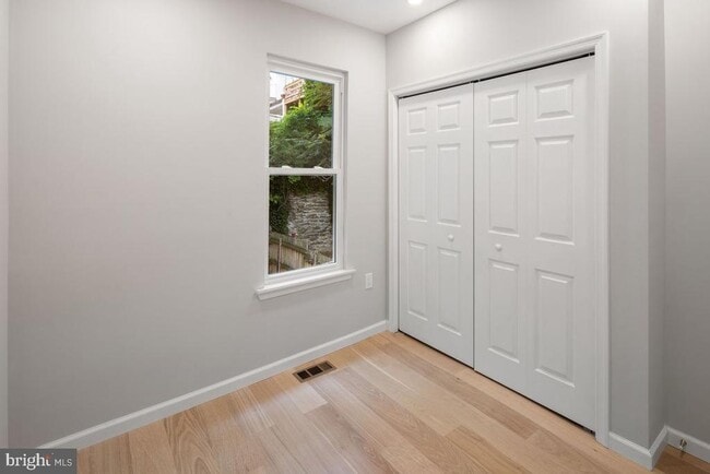 Building Photo - 4129 Terrace St