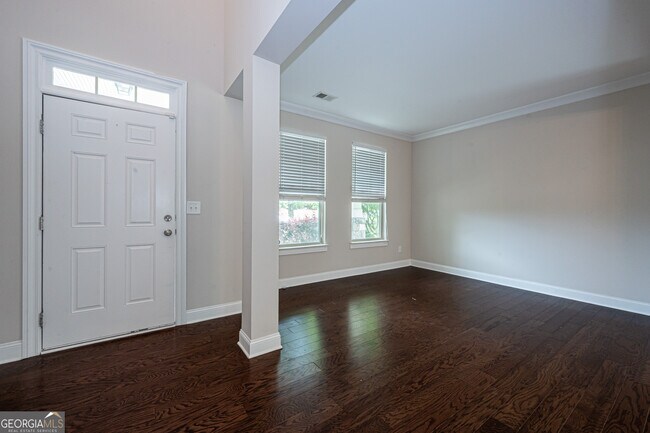 Building Photo - 1675 Great Heron Cove