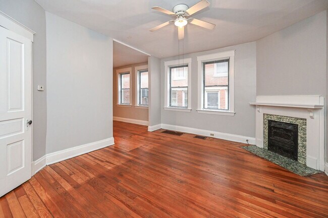 Building Photo - 2342 Chickasaw St