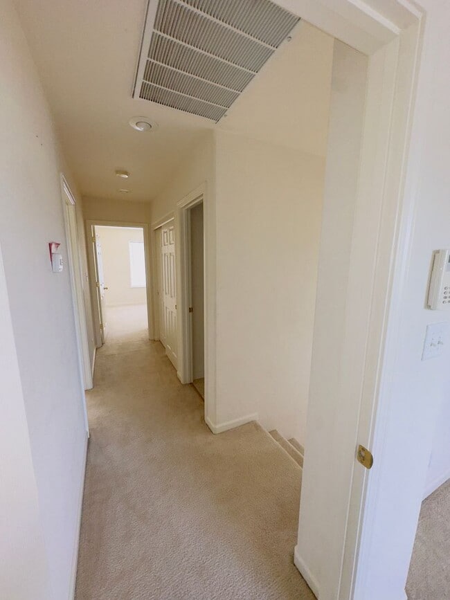 Building Photo - 1603 Laverder Dr