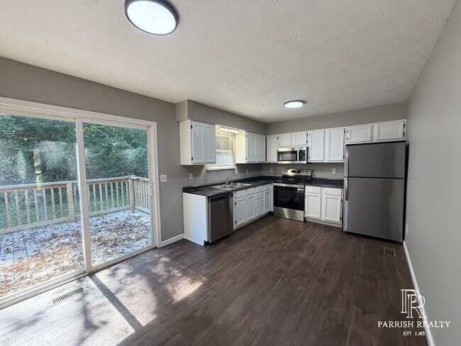 Building Photo - 510 Park Ln