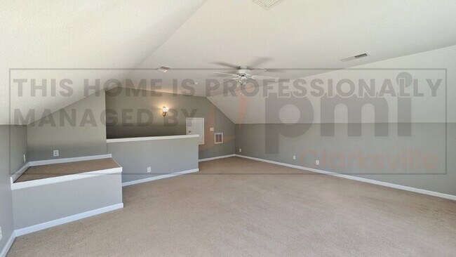 Building Photo - 1121 Gunpoint Dr
