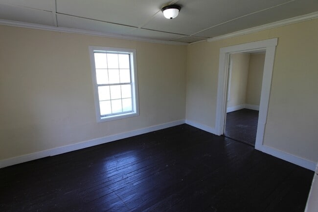 Building Photo - 1122 Haynes St