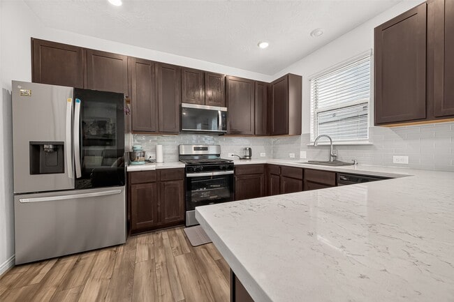 Building Photo - 27571 Bello Bend Ln