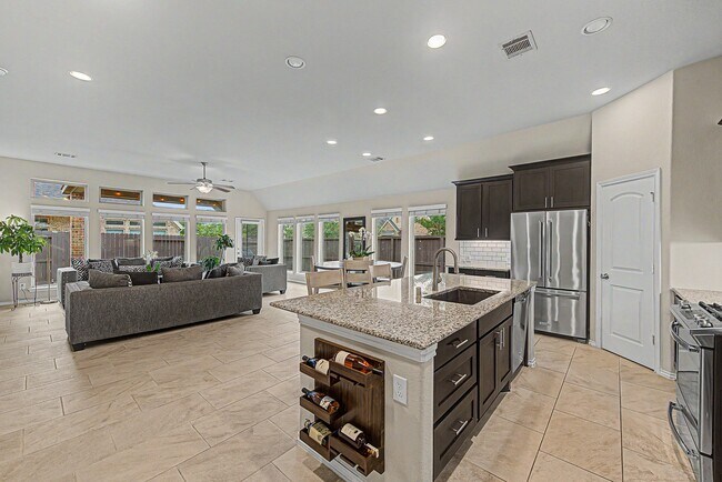 Building Photo - 29147 Crystal Rose Ln