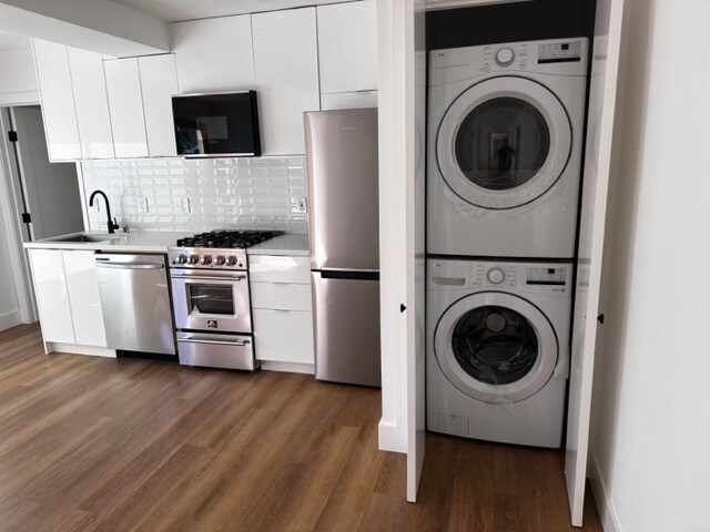 Building Photo - 1527 Wellesley Ave