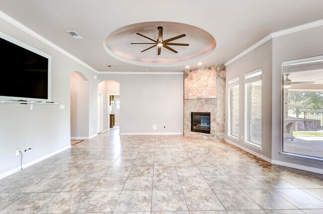 Building Photo - 7026 Chimney Hill Dr