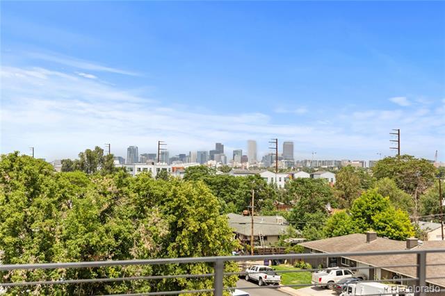 Building Photo - 1400 W Alaska Pl