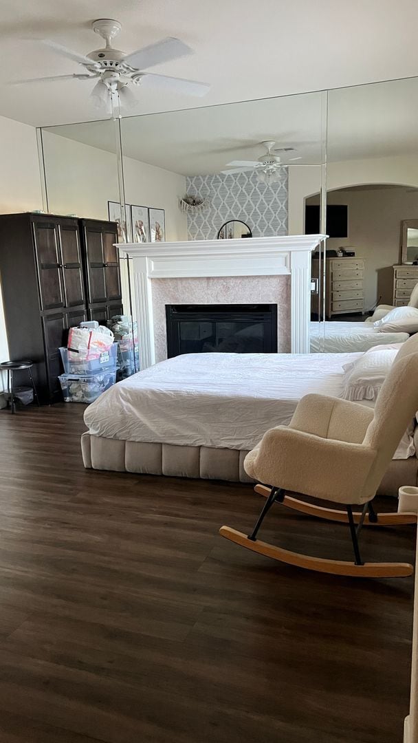 Building Photo - Stunning Fully Remodeled Luxury Home in Peccole Ranch