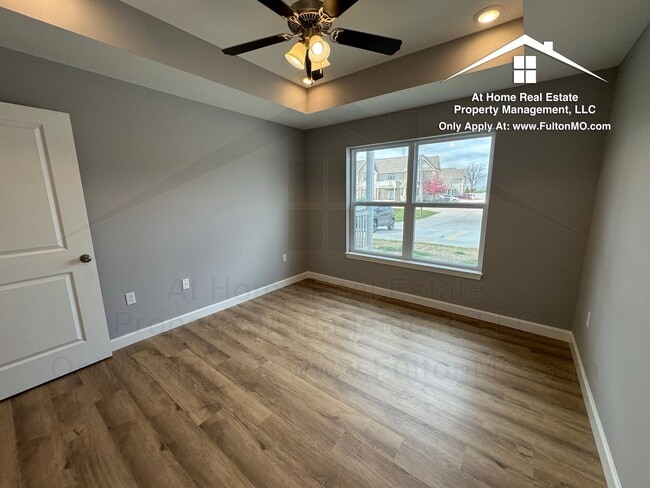 Building Photo - 2610 N Bluff St