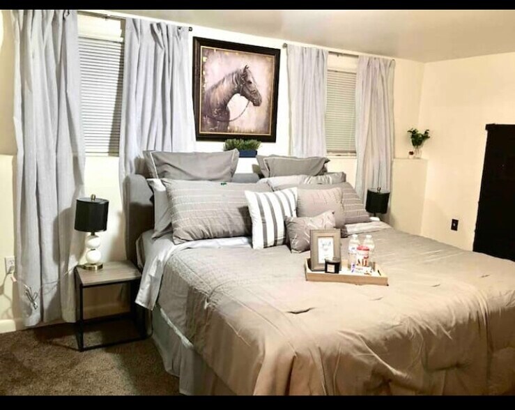 Building Photo - 23 Concord Dr