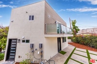 Building Photo - 2141 Kerwood Ave