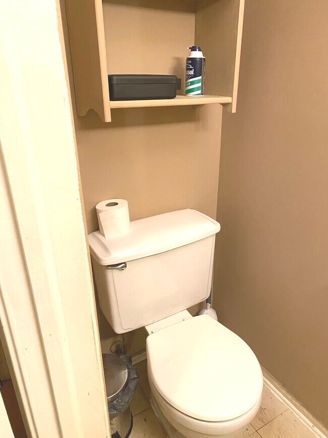 Building Photo - 322 Inverrary Ln