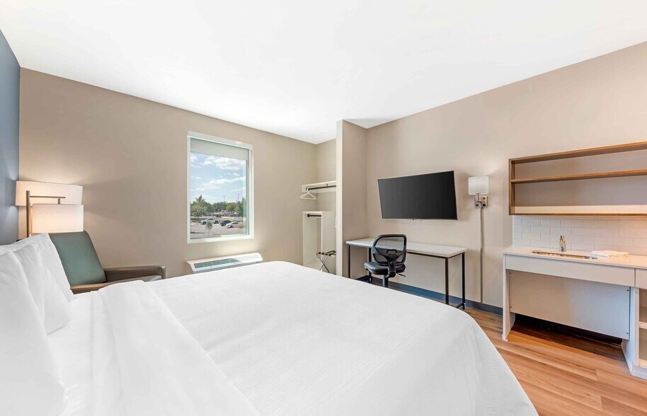 Building Photo - Furnished Studio-Kyle