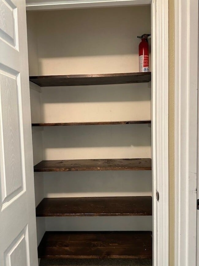 Building Photo - PRICE DROP!!!  The Perfect Family Home! La...