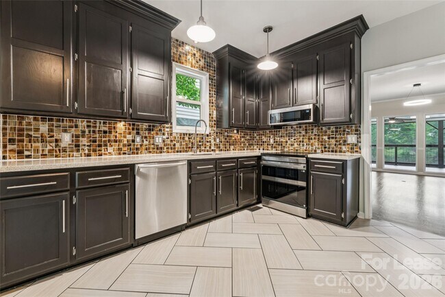 Building Photo - 6209 Padget Parrish Ct