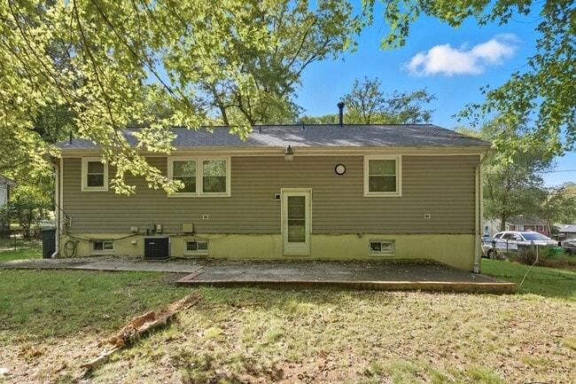 Building Photo - 7910 Beechnut Rd