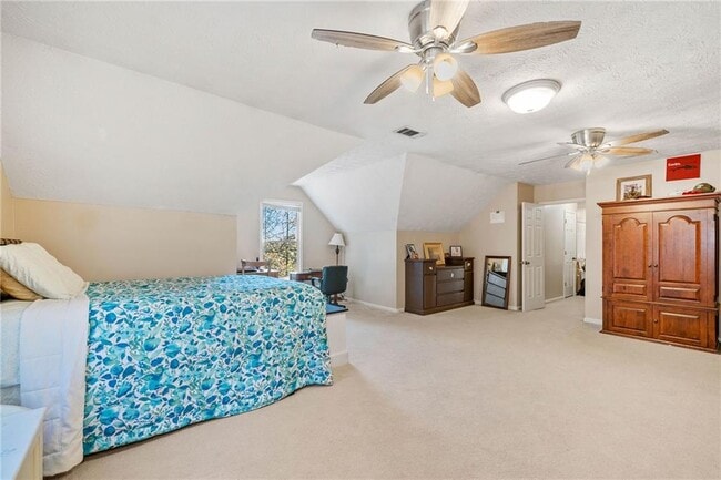 Building Photo - 210 Timber Laurel Ct
