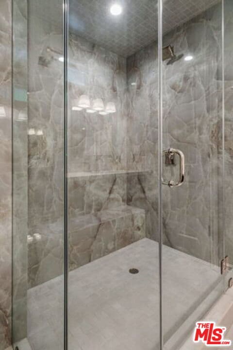 Building Photo - 1175 Las Pulgas Pl