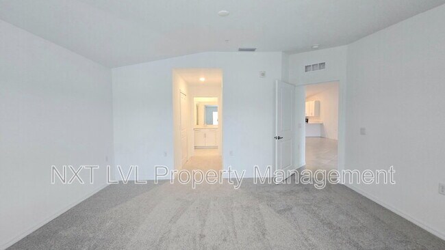 Building Photo - 15185 Bluffton Ln