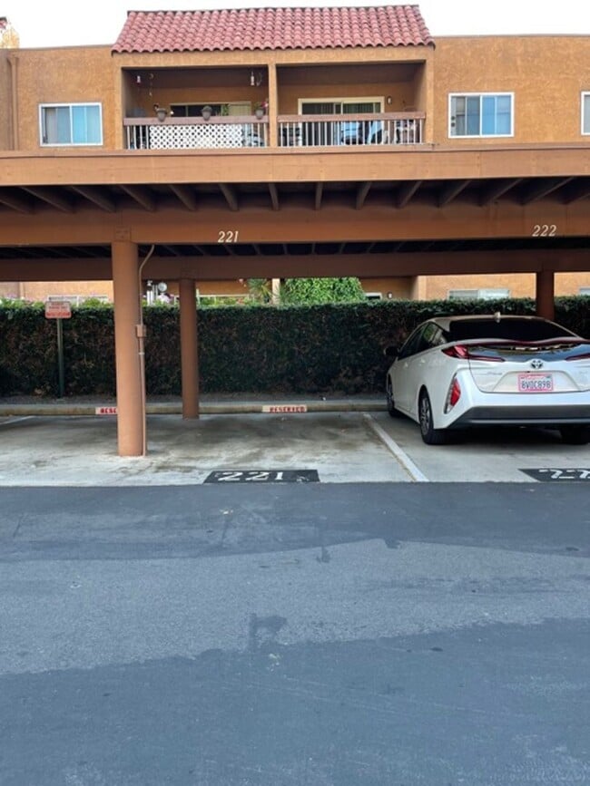 Building Photo - 6600 Warner Ave