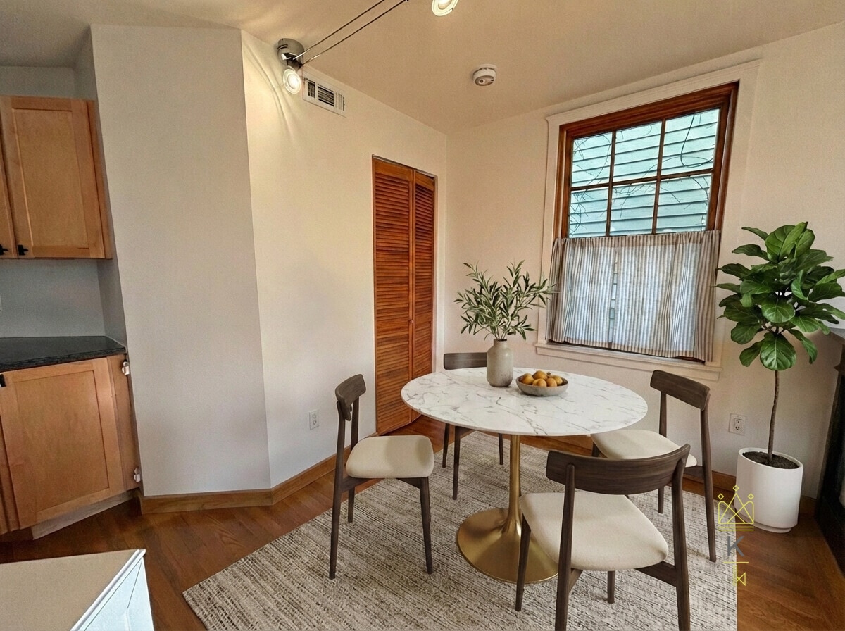 Building Photo - 40 Baxter St