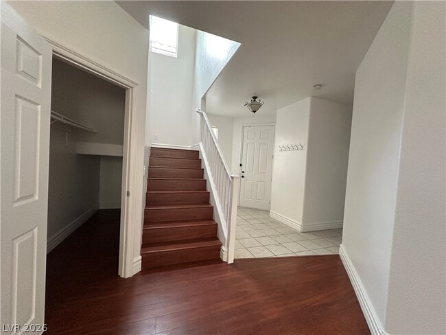 Building Photo - 9763 Waukegan Ave