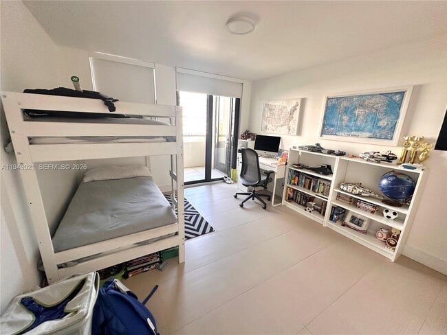 Building Photo - 170 Ocean Ln Dr