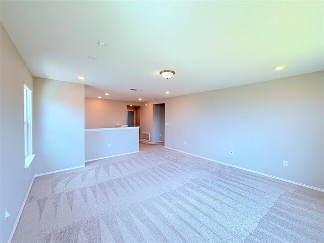 Building Photo - 301 Espresso Dr