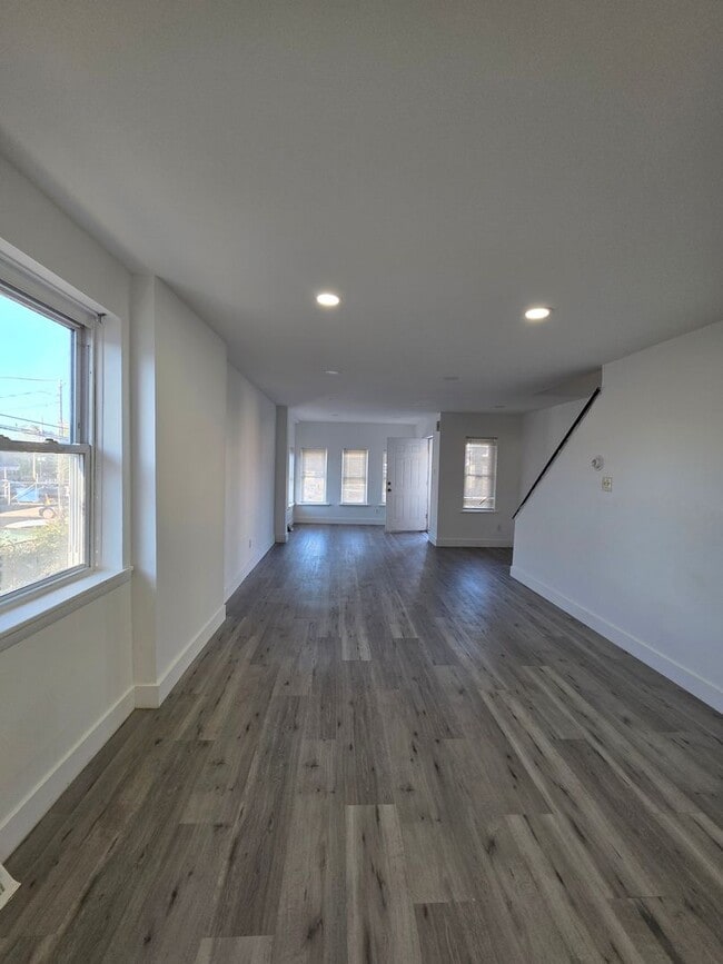 Building Photo - Just Renovated! Charming 3-Bedroom Home in Southwest Philly