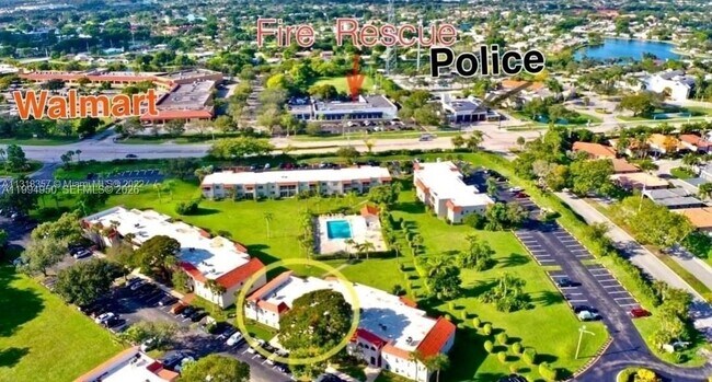 Building Photo - 7435 Woodmont Terrace