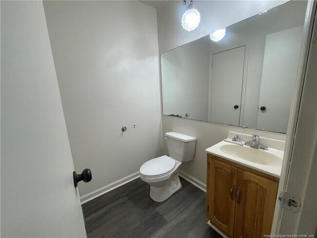 Building Photo - 4809 Belford Rd