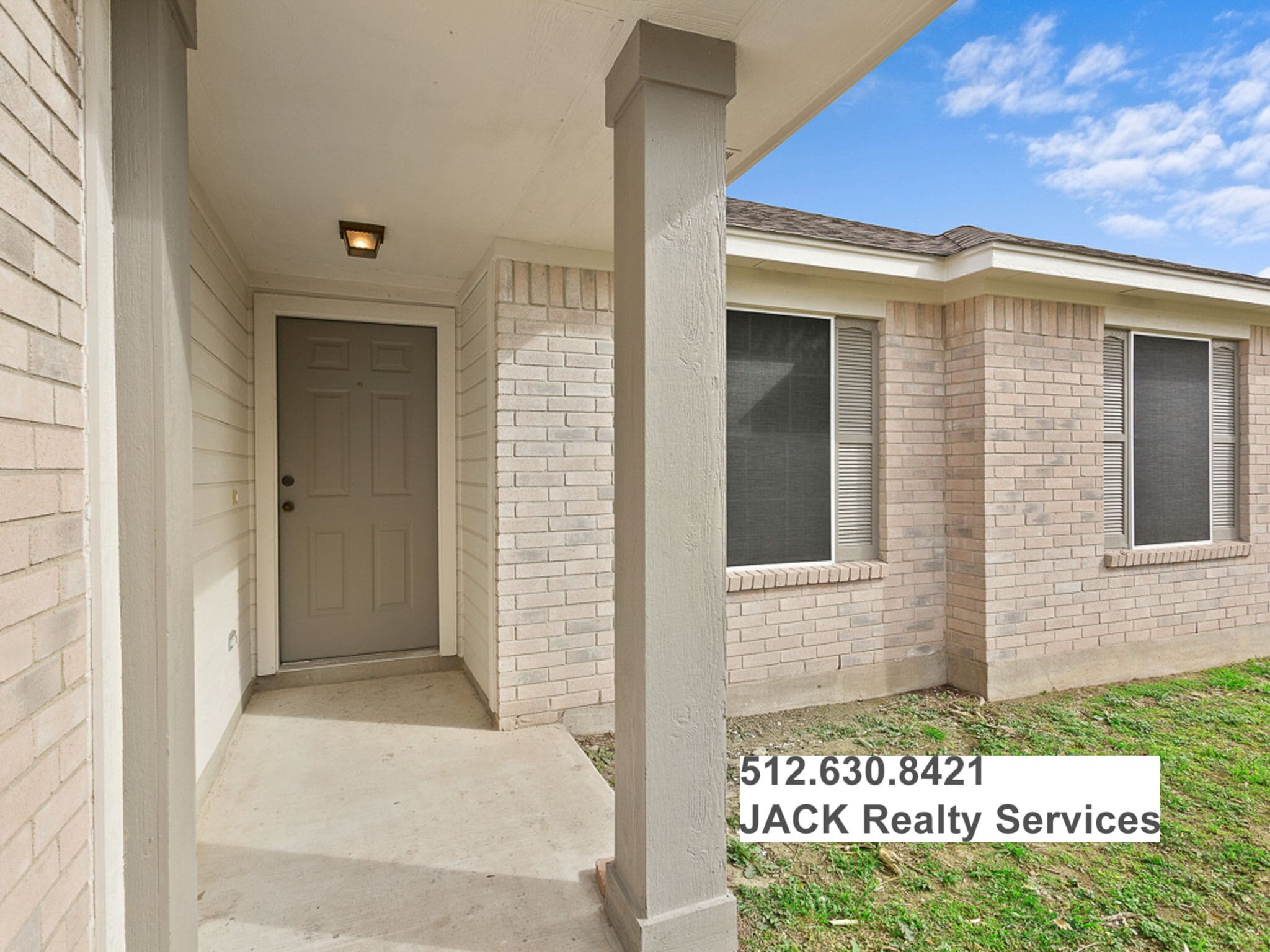 Building Photo - 115 Bell Meadows Dr