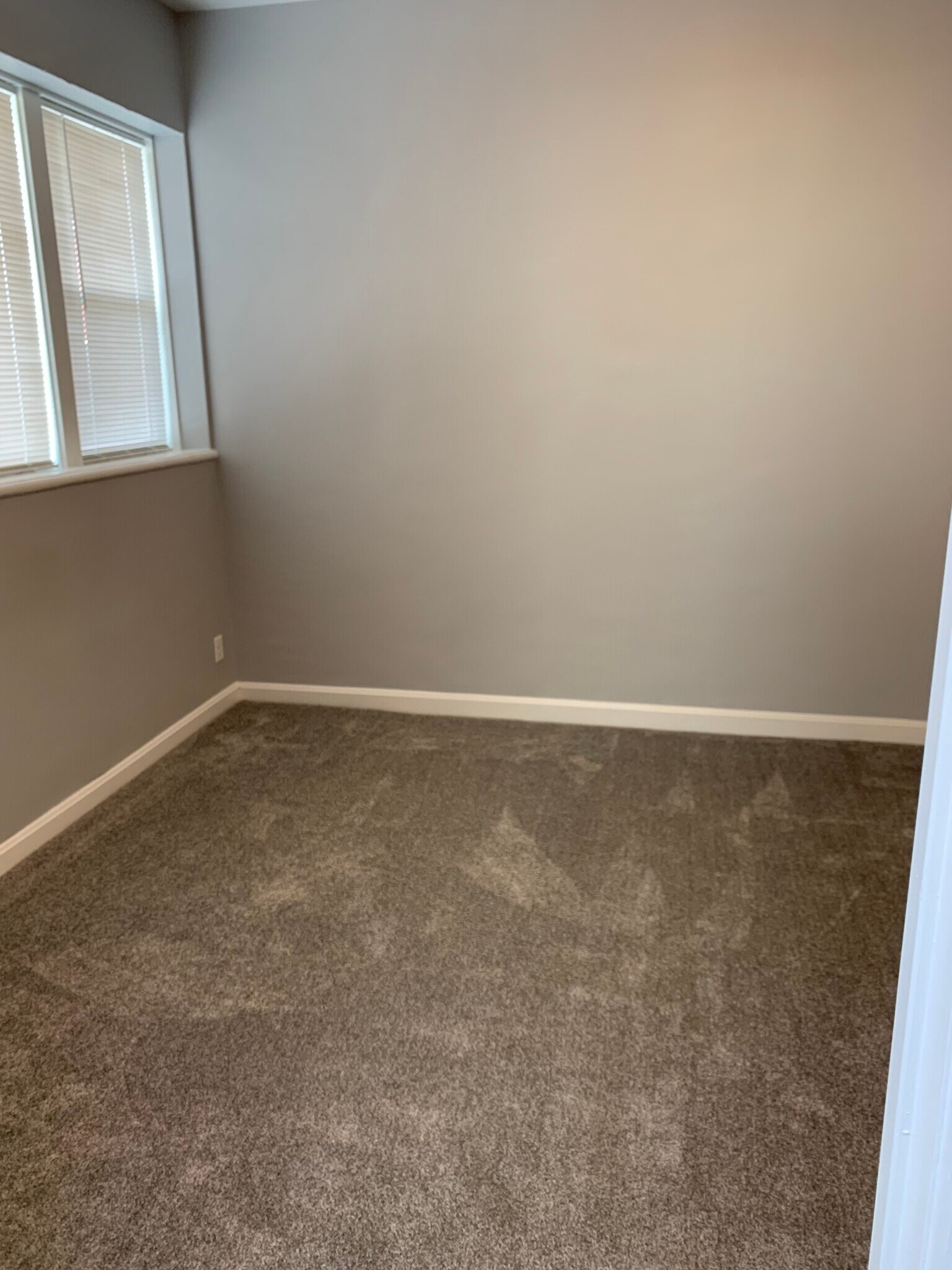 Bedroom - 600 Center St